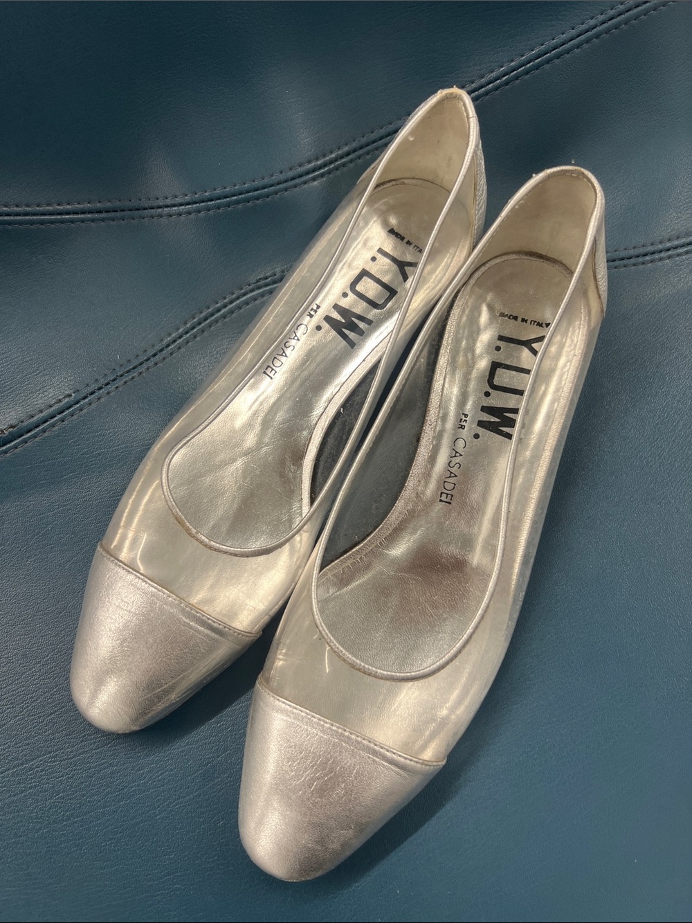 YDW by Casadei Metallic Silver Round-Toe Clear See Through Ballet Flats size 8